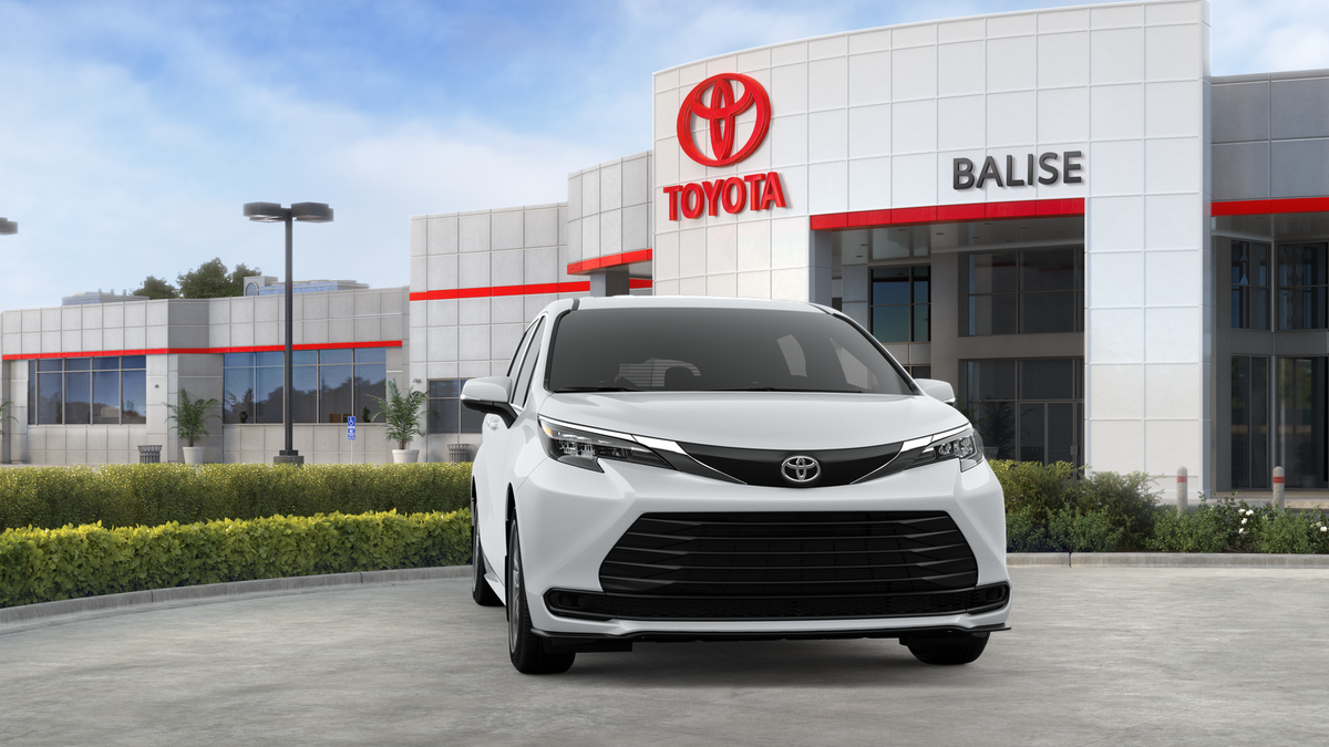 2026 Toyota Sienna LE