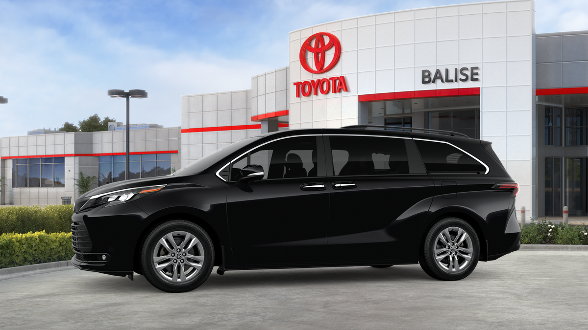 2026 Toyota Sienna XLE