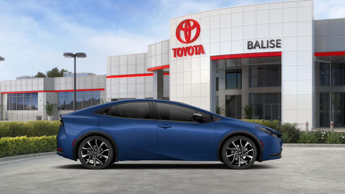 2027 Toyota Prius Plug-in Hybrid XSE Premium