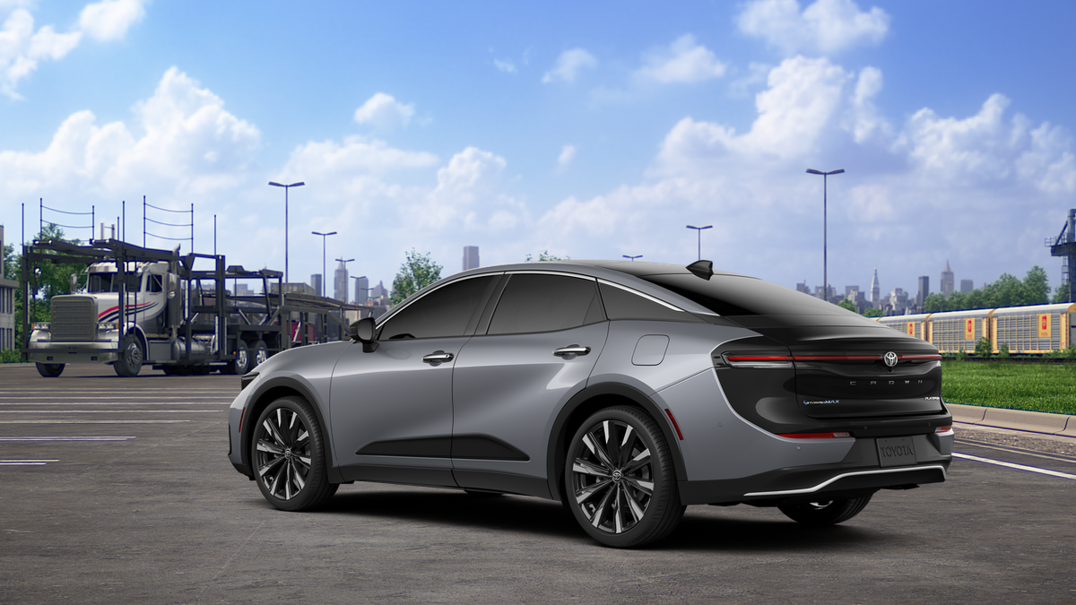 2026 Toyota Toyota Crown Platinum