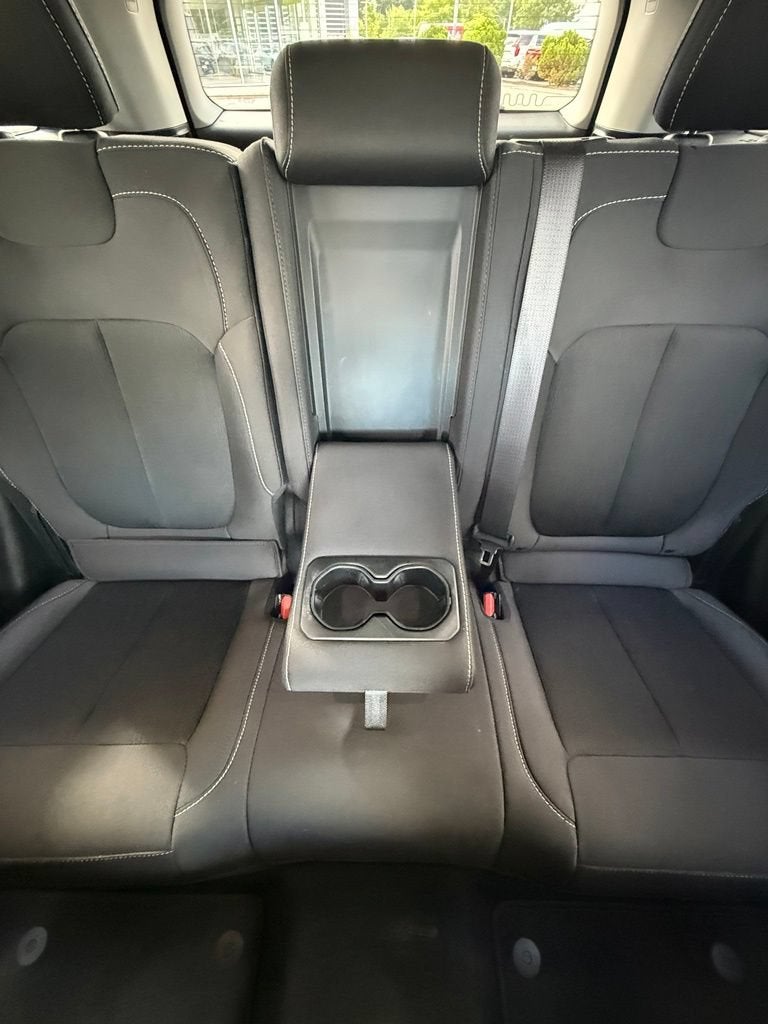 2023 Jeep Grand Cherokee Laredo X