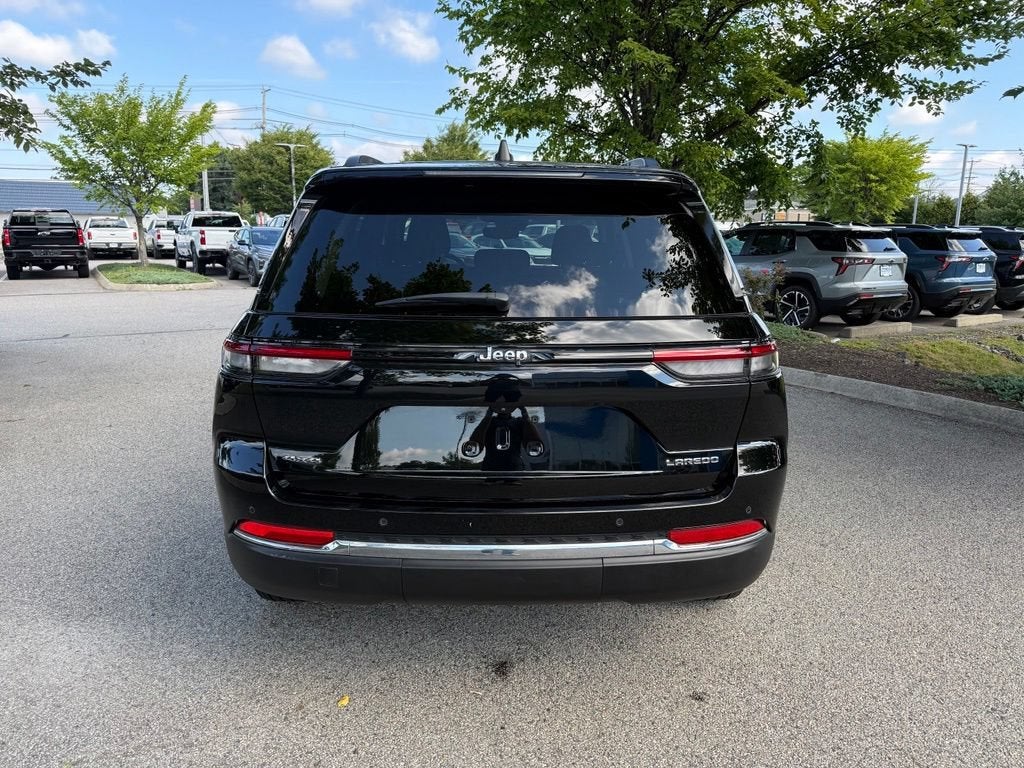 2023 Jeep Grand Cherokee Laredo X