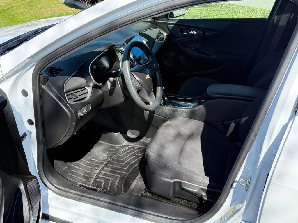 2020 Chevrolet Malibu LS