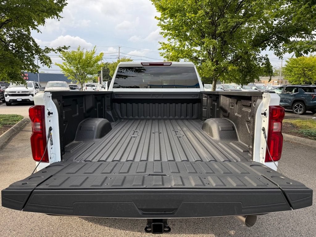 2026 Chevrolet Silverado 3500 HD WT DRW
