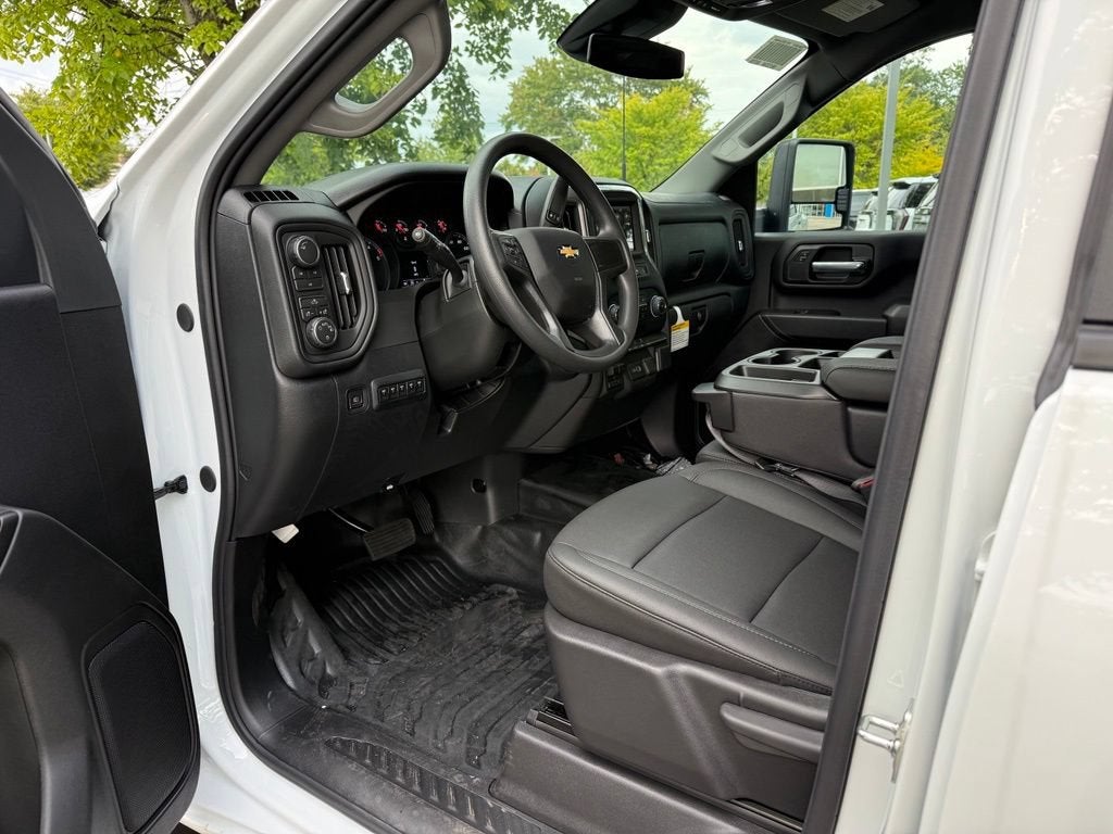 2026 Chevrolet Silverado 3500 HD WT DRW