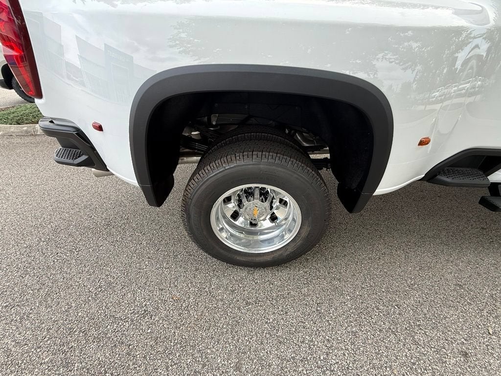 2026 Chevrolet Silverado 3500 HD WT DRW
