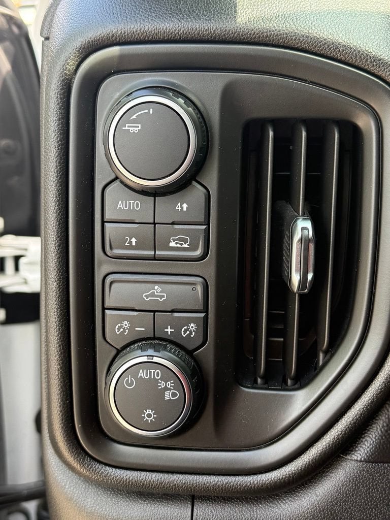 2019 Chevrolet Silverado 1500 Custom