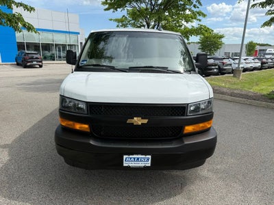 2025 Chevrolet Express Cargo WT