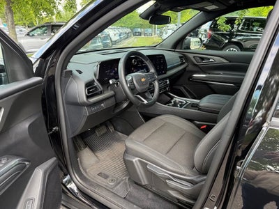 2024 Chevrolet Traverse LS