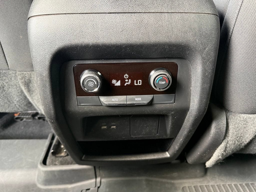 2024 Chevrolet Traverse LS