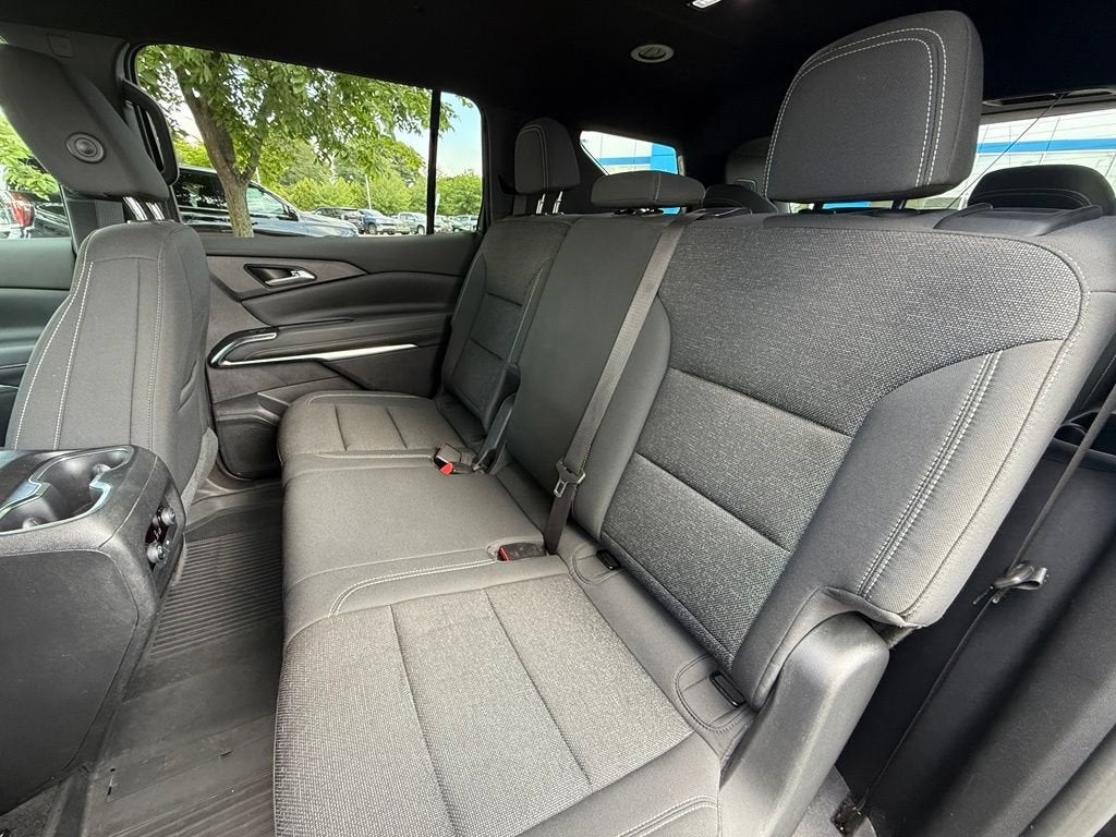 2024 Chevrolet Traverse LS