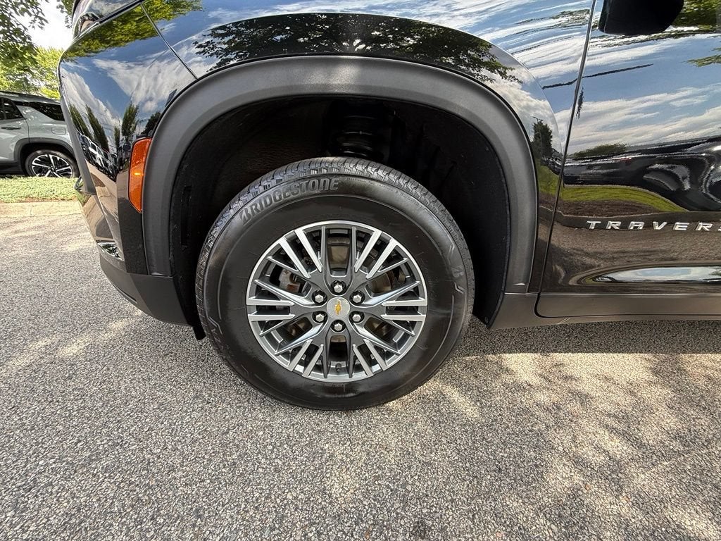 2024 Chevrolet Traverse LS