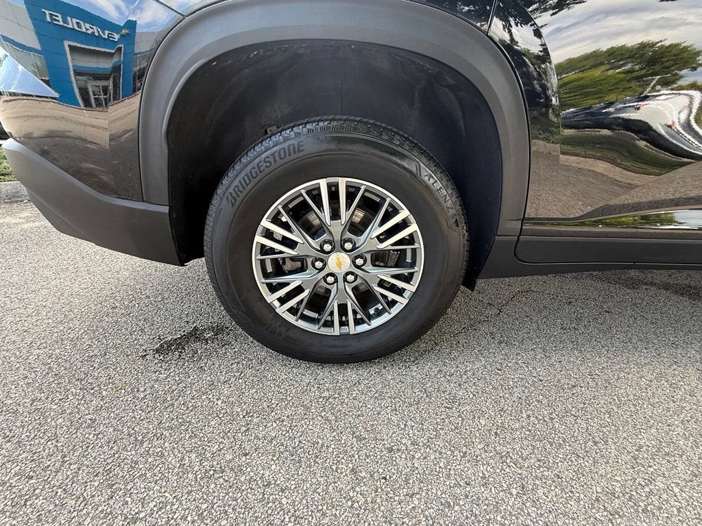 2024 Chevrolet Traverse LS