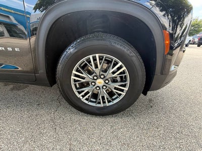 2024 Chevrolet Traverse LS