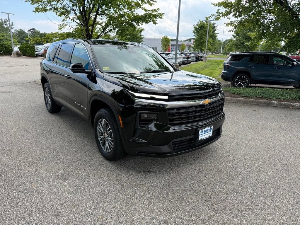 2024 Chevrolet Traverse LS