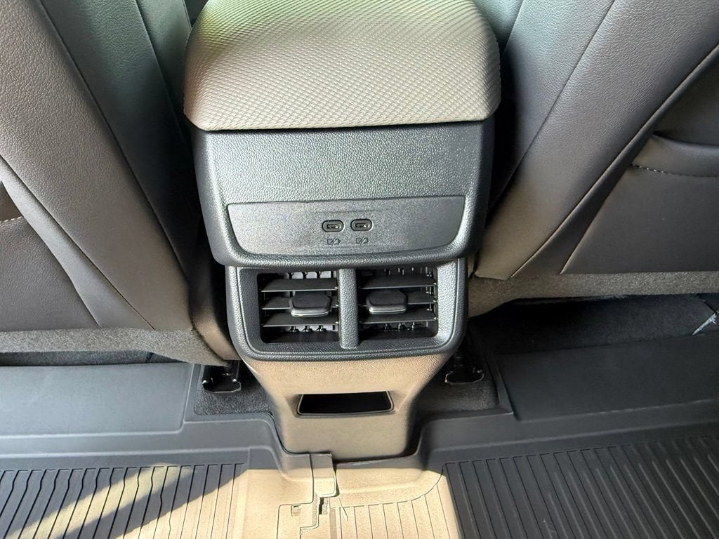 2027 Chevrolet Equinox AWD LT