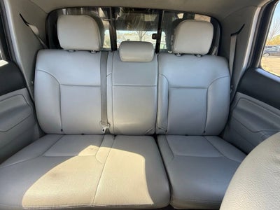 2013 Toyota Tacoma 4WD Double Cab Short Bed V6 Manual (Natl)