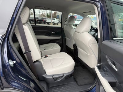 2024 Toyota Grand Highlander XLE