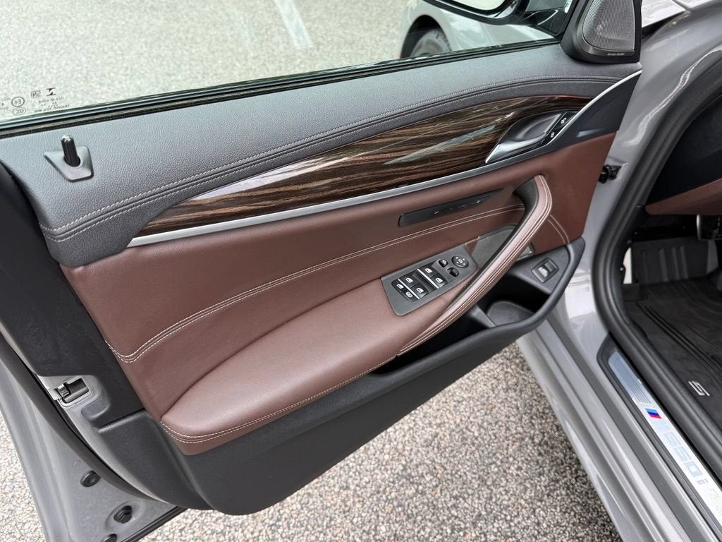 2021 BMW 5 Series M550i xDrive