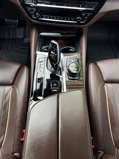 2021 BMW 5 Series M550i xDrive