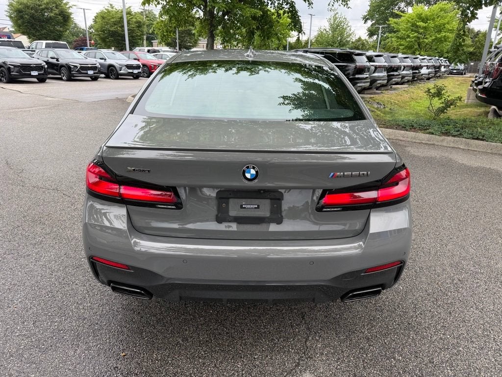 2021 BMW 5 Series M550i xDrive