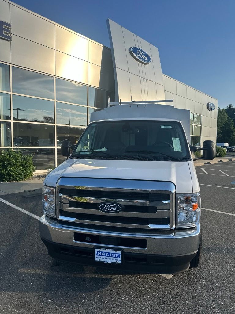2026 Ford E-350SD Base Cutaway