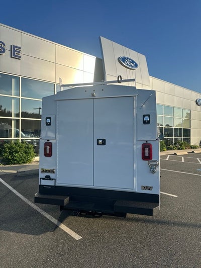 2026 Ford E-350SD Base Cutaway