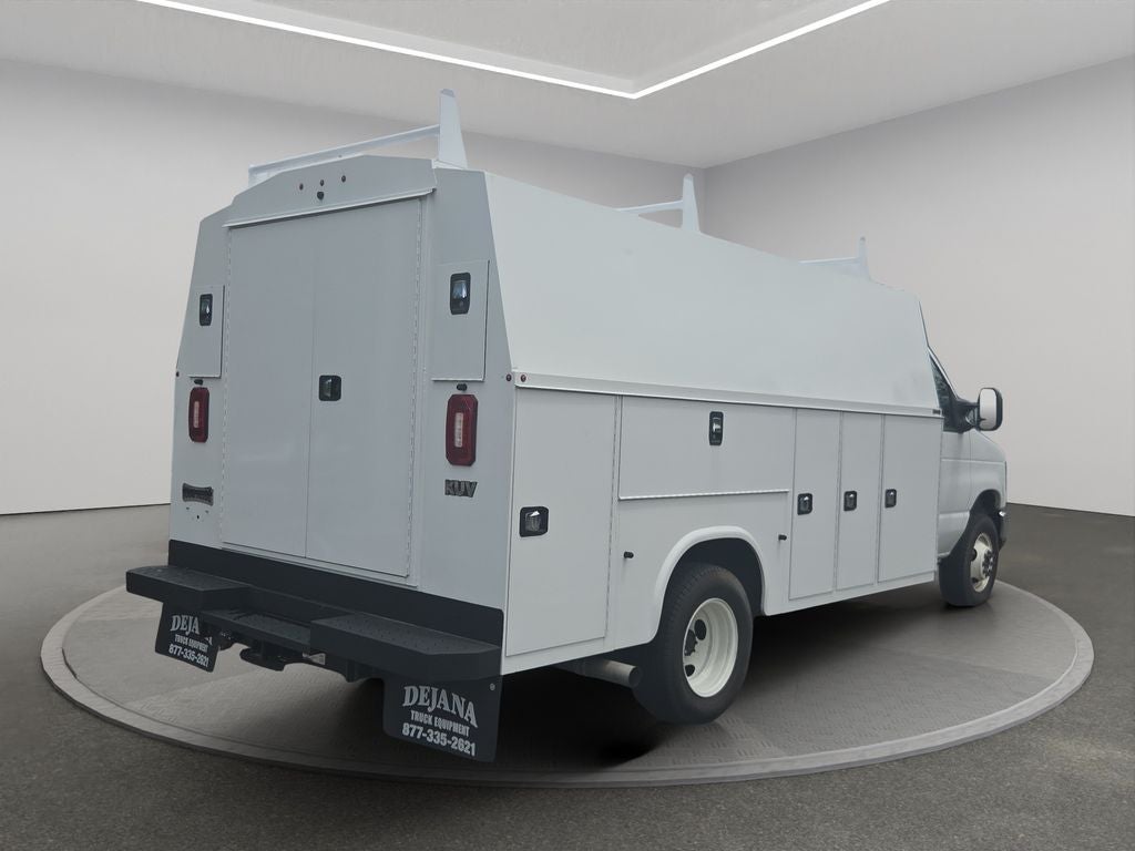 2024 Ford E-450SD Base DRW