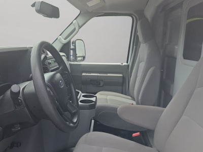 2024 Ford E-450SD Base DRW
