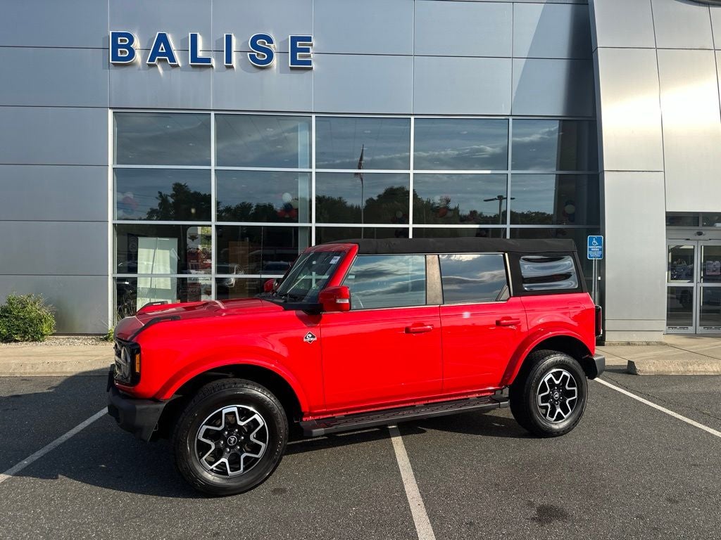 2023 Ford Bronco Outer Banks