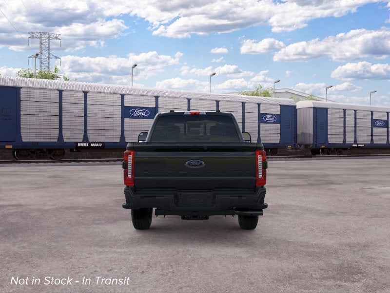 2026 Ford F-350SD Lariat Transit