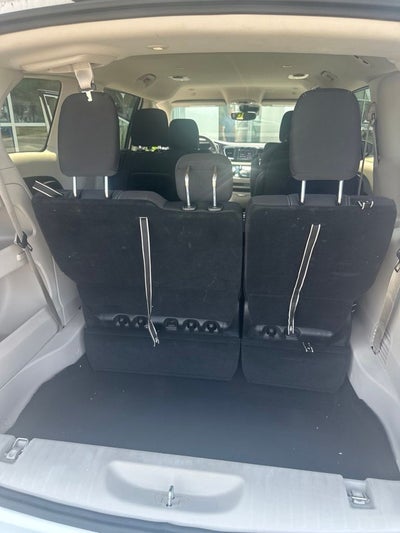 2024 Chrysler Voyager LX