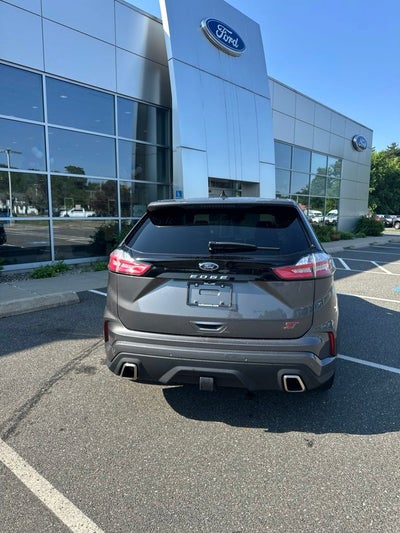 2022 Ford Edge ST