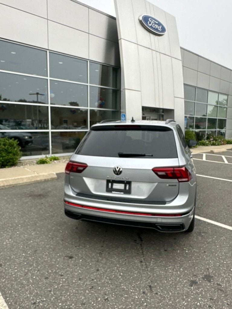 2024 Volkswagen Tiguan 2.0T SE R-Line Black