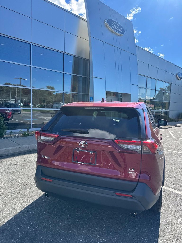 2024 Toyota RAV4 LE