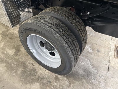 2026 Ford F-550SD XL WITH DUMP BODY AND L PACK DRW