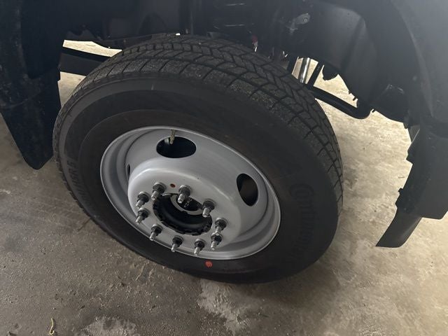 2026 Ford F-550SD XL WITH DUMP BODY AND L PACK DRW