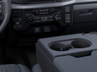 2027 Ford Super Duty F-350® XLT