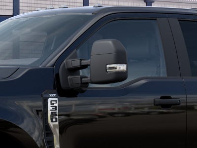 2027 Ford Super Duty F-350® XLT