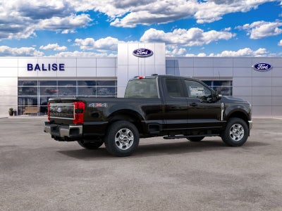 2027 Ford Super Duty F-350® XLT