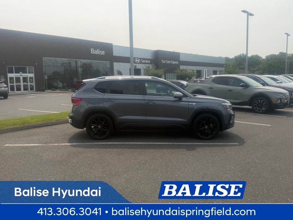 2023 Volkswagen Taos 1.5T SE