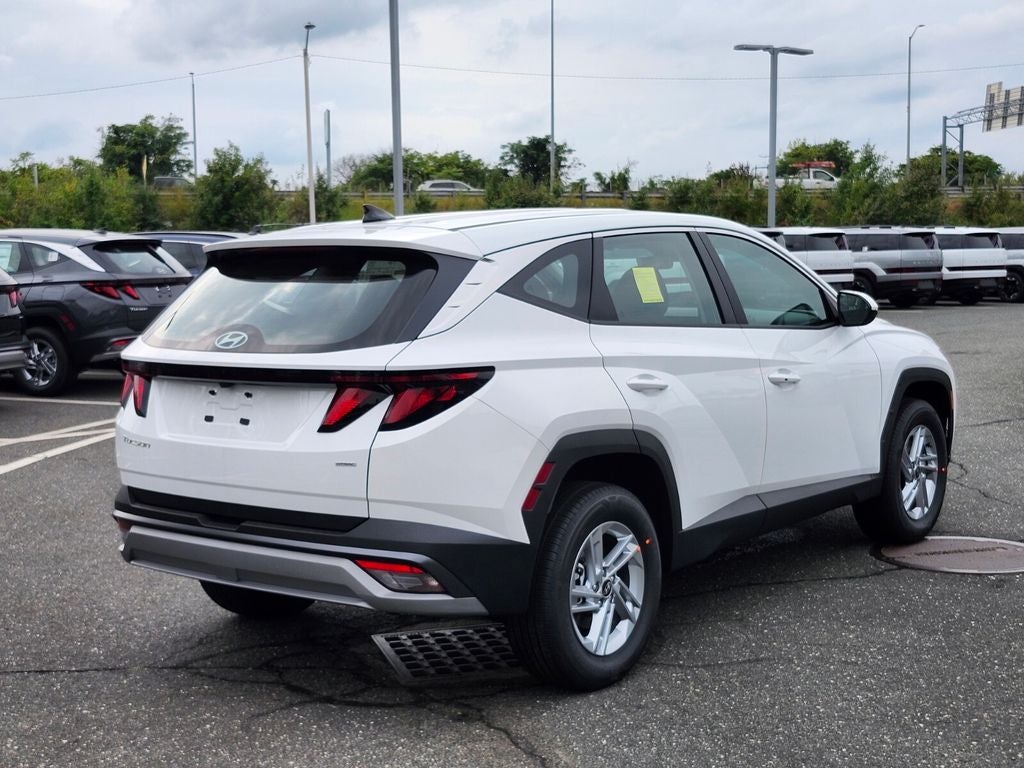 2026 Hyundai Tucson SE