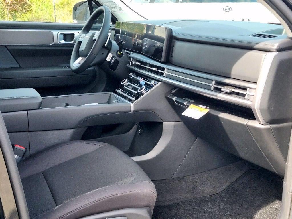 2027 Hyundai Santa Fe SE