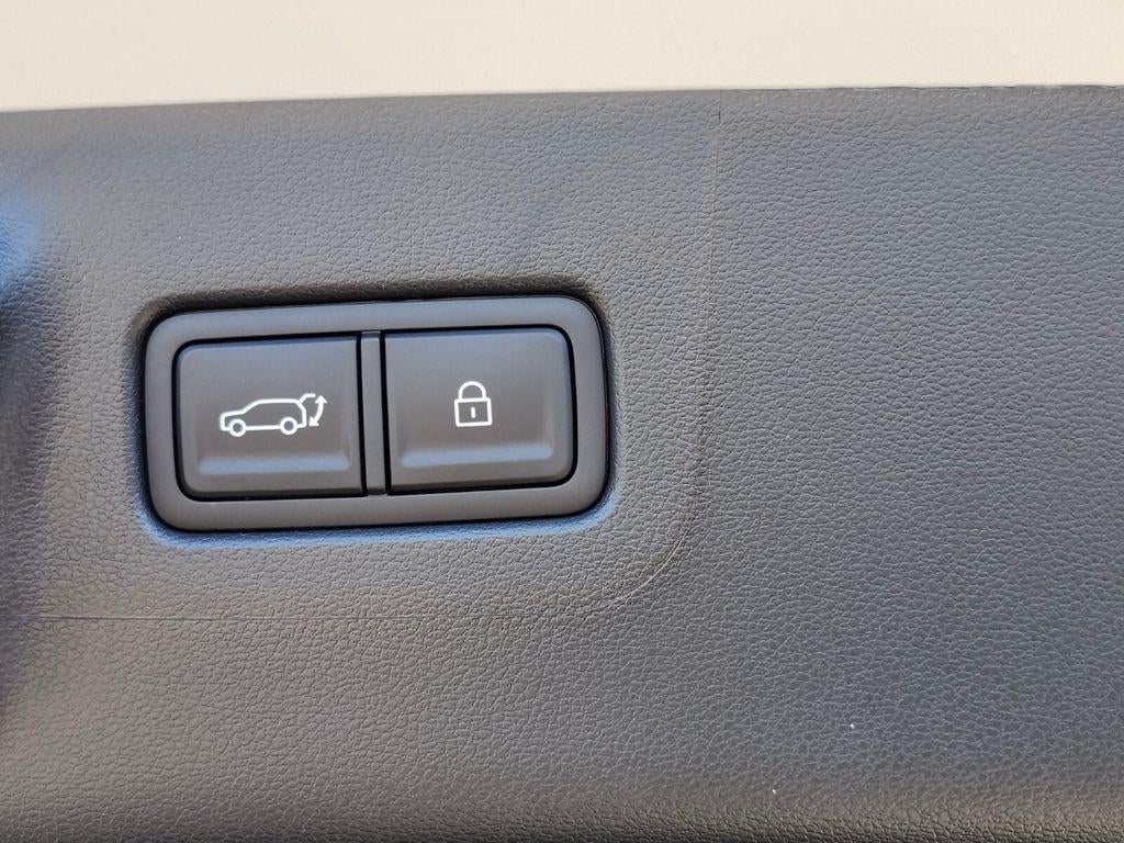 2027 Hyundai Santa Fe SE