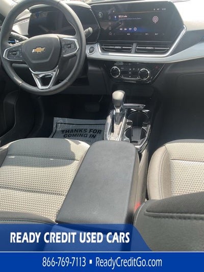 2025 Chevrolet Trax LT