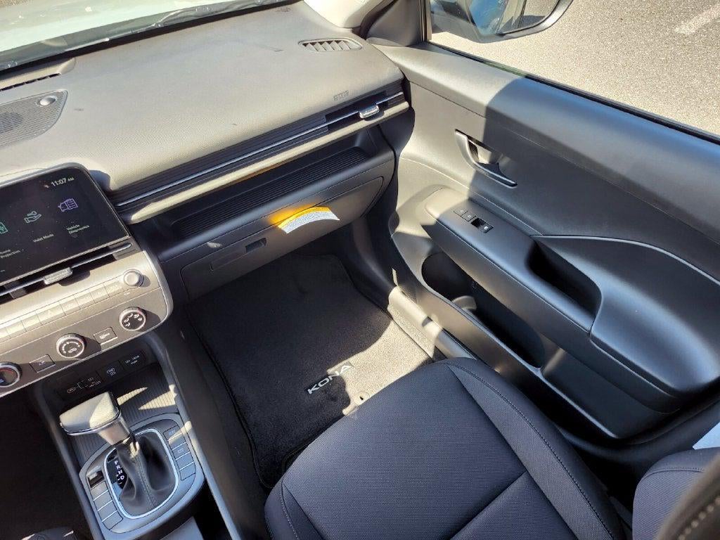 2027 Hyundai Kona SE
