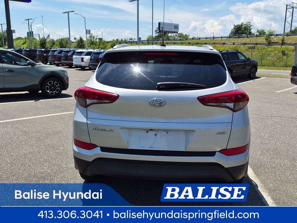 2016 Hyundai Tucson SE