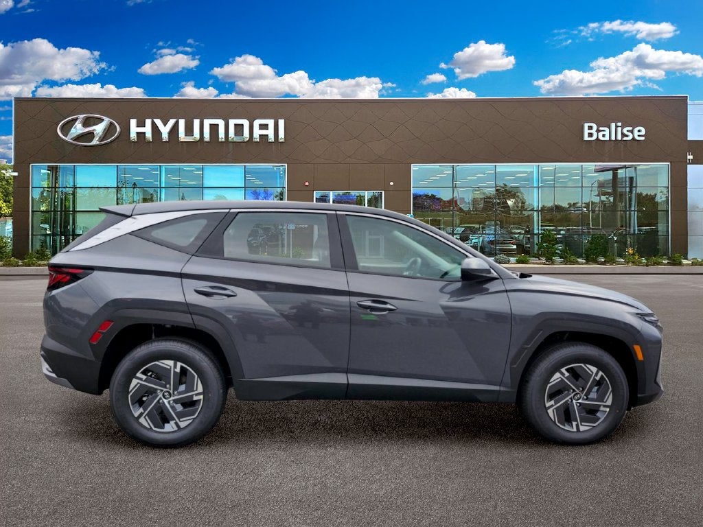 2026 Hyundai Tucson Hybrid Blue SE