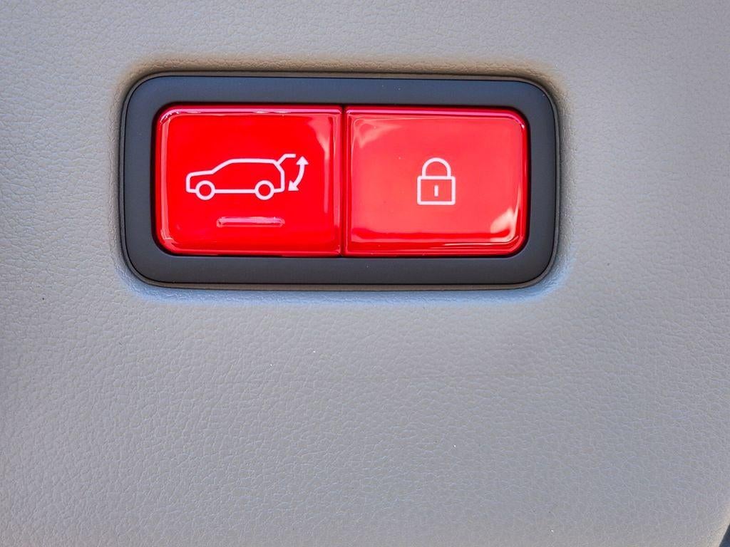 2027 Hyundai Palisade SEL 8 Passenger