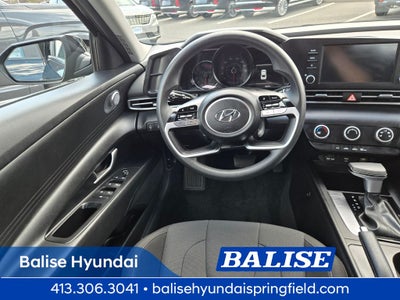 2023 Hyundai Elantra SE
